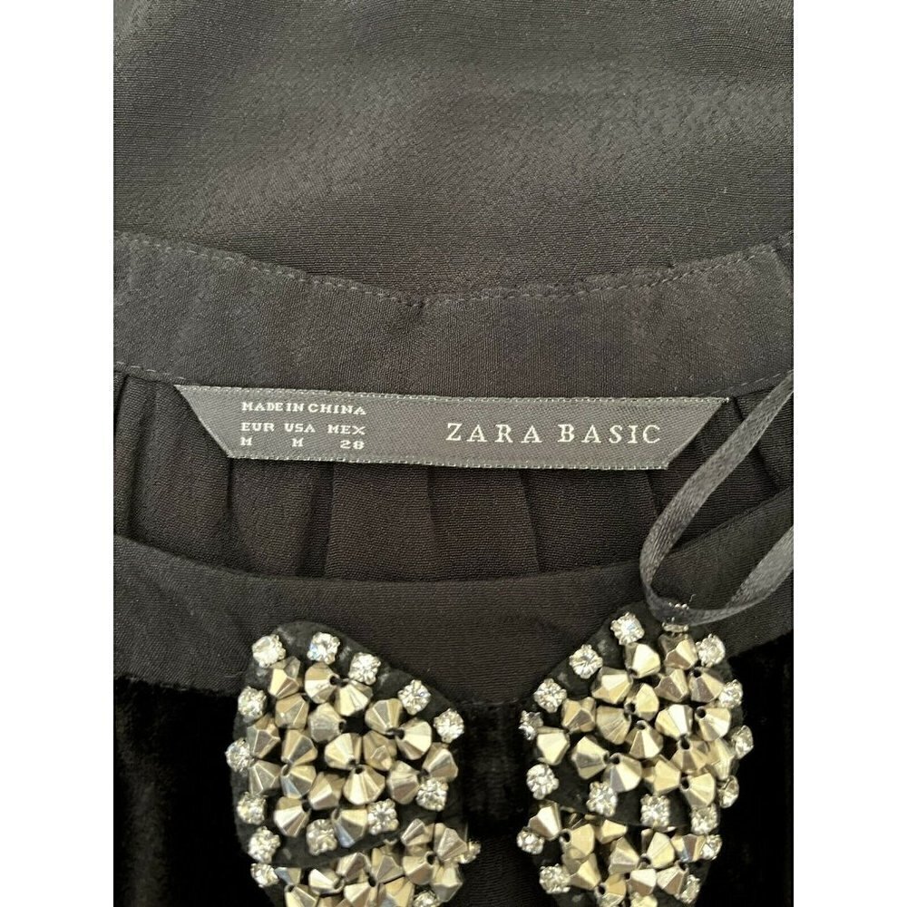 ZARA Woman Black Velvet Studd Keyhole Sleeveless Top Size M - Picture 5 of 10
